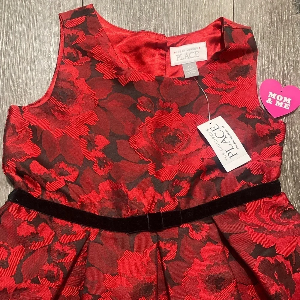 The Children’s Place Holiday Red Floral Fit & Flare Sleeveless Dress 5T
